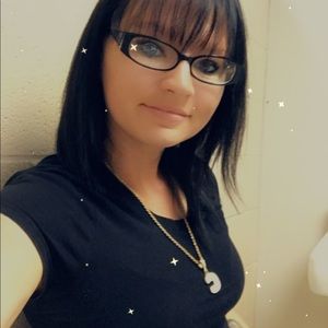 Meet your Posher, Carmen